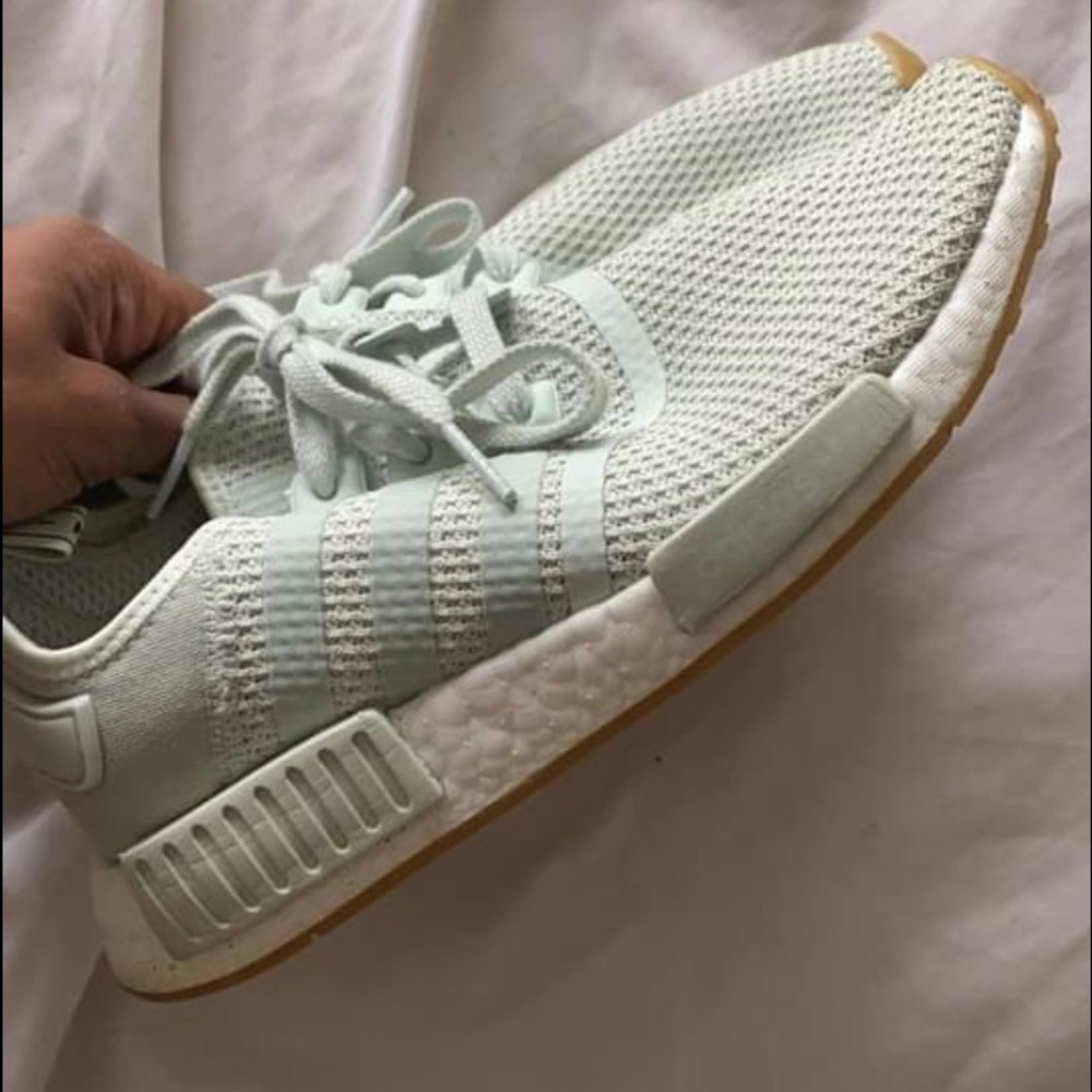 adidas nmd size 8.5 women’s